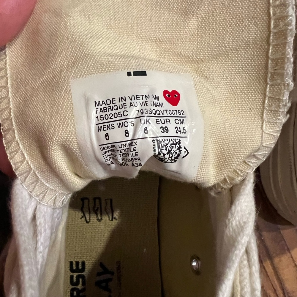Converse! - Picture 4 of 5